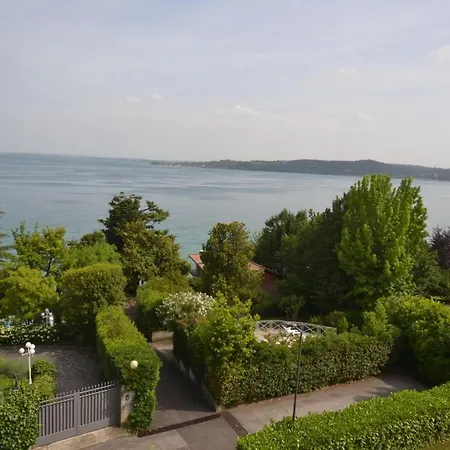Claudia-la Terrazza Sul Lago Padenghe sul Garda